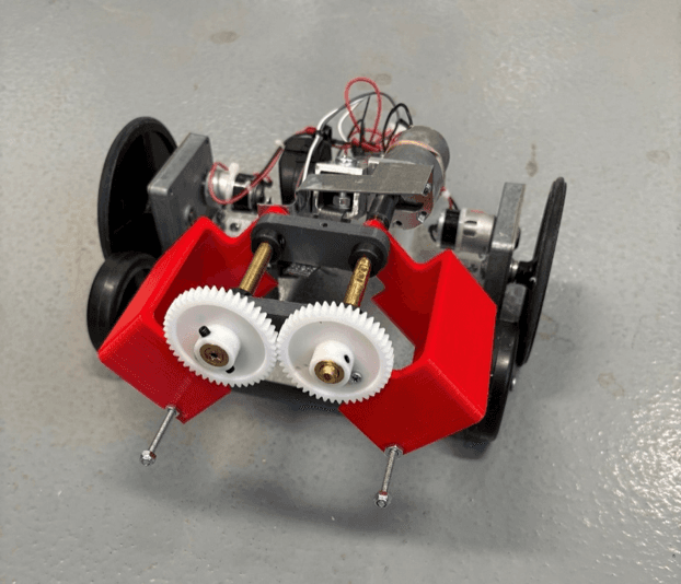 Front view of the robot showing the final printed jaws and gripping gears